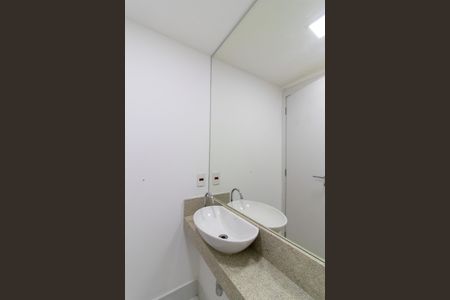 Apartamento à venda com 45m², 2 quartos e 1 vaga Apartamento à venda com 45m², 2 quartos e 1 vagaBanheiro