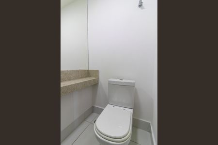 Apartamento à venda com 45m², 2 quartos e 1 vaga Apartamento à venda com 45m², 2 quartos e 1 vagaBanheiro