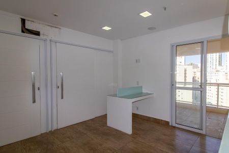 Apartamento à venda com 45m², 2 quartos e 1 vaga Apartamento à venda com 45m², 2 quartos e 1 vagaStudio