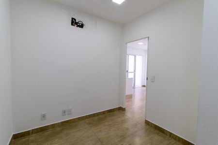 Apartamento à venda com 45m², 2 quartos e 1 vaga Apartamento à venda com 45m², 2 quartos e 1 vagaStudio