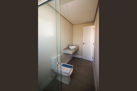 Casa de condomínio à venda com 356m², 4 quartos e 4 vagas Casa de condomínio à venda com 356m², 4 quartos e 4 vagasBanheiro da Suíte 3