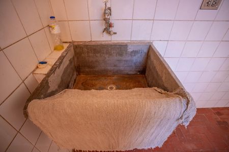 Casa à venda com 170m², 3 quartos e 1 vagaÁrea de serviço