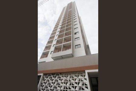 Studio para alugar com 25m², 1 quarto e sem vaga Studio para alugar com 25m², 1 quarto e sem vagaFachada