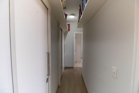Apartamento à venda com 100m², 3 quartos e 1 vaga Apartamento à venda com 100m², 3 quartos e 1 vagaCorredor