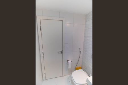 Apartamento à venda com 100m², 3 quartos e 1 vaga Apartamento à venda com 100m², 3 quartos e 1 vagaBanheiro da Suíte