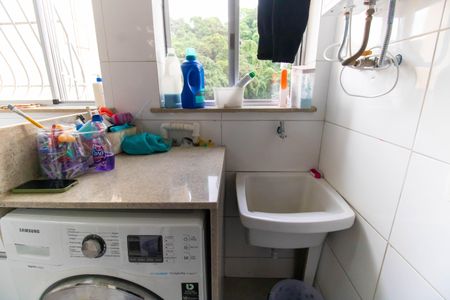 Apartamento à venda com 100m², 3 quartos e 1 vaga Apartamento à venda com 100m², 3 quartos e 1 vagaCozinha e Área de Serviço