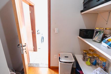 Apartamento para alugar com 79m², 3 quartos e 2 vagasDespensa