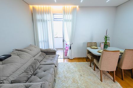 Apartamento para alugar com 79m², 3 quartos e 2 vagasSala