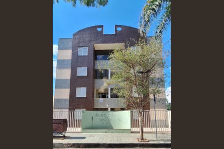 Apartamento para alugar com 79m², 3 quartos e 2 vagasFachada