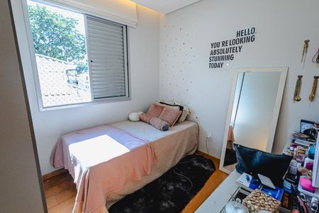 Apartamento para alugar com 79m², 3 quartos e 2 vagasQuarto 2