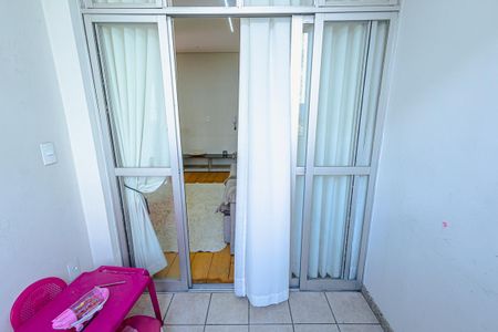 Apartamento para alugar com 79m², 3 quartos e 2 vagasVaranda