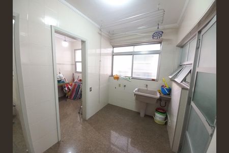 Apartamento para alugar com 116m², 3 quartos e 1 vagaÁrea de Serviço