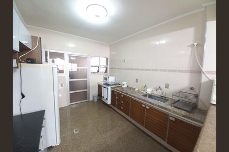 Apartamento para alugar com 116m², 3 quartos e 1 vagaCozinha