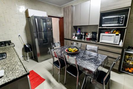 Casa à venda com 250m², 4 quartos e 5 vagasCozinha