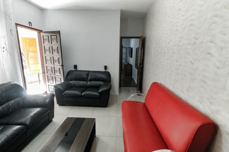 Casa à venda com 250m², 4 quartos e 5 vagasSala