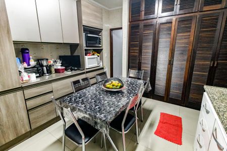 Casa à venda com 250m², 4 quartos e 5 vagasCozinha