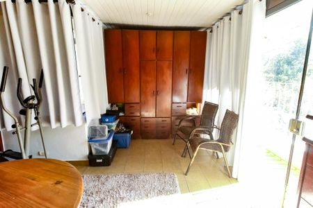 Casa à venda com 250m², 4 quartos e 5 vagasCloset da suíte