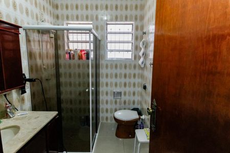 Casa à venda com 250m², 4 quartos e 5 vagasBanheiro Social