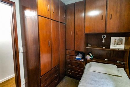 Casa à venda com 250m², 4 quartos e 5 vagasQuarto 1 - Armários