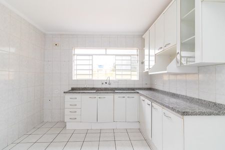 Casa para alugar com 120m², 2 quartos e 1 vagaCozinha
