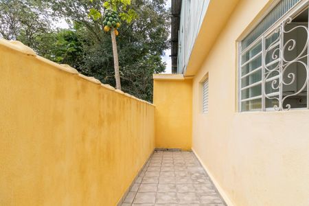 Casa para alugar com 120m², 2 quartos e 1 vagaQuintal