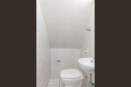 Casa para alugar com 120m², 2 quartos e 1 vagaLavabo