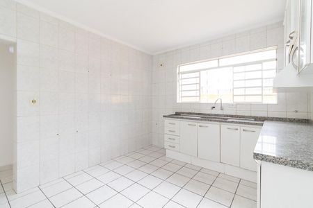Casa para alugar com 120m², 2 quartos e 1 vagaCozinha