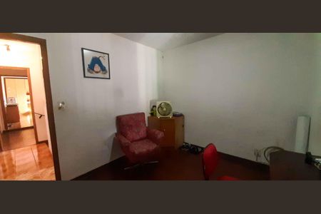 Casa à venda com 186m², 5 quartos e 1 vaga Casa à venda com 186m², 5 quartos e 1 vagaQuarto 3