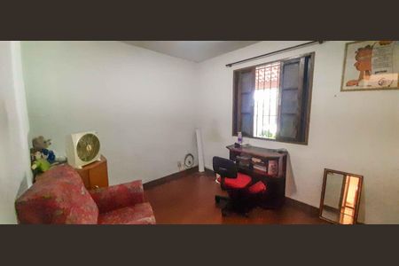 Casa à venda com 186m², 5 quartos e 1 vaga Casa à venda com 186m², 5 quartos e 1 vagaQuarto 3