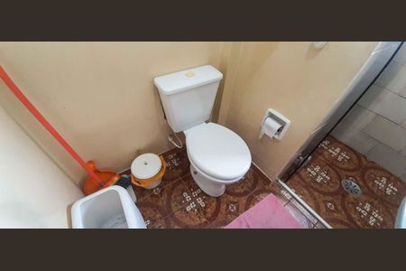 Casa à venda com 186m², 5 quartos e 1 vaga Casa à venda com 186m², 5 quartos e 1 vagaBanheiro 1