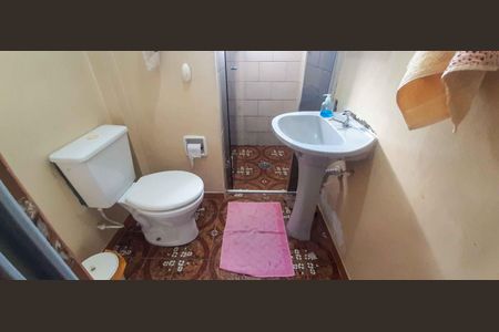 Casa à venda com 186m², 5 quartos e 1 vaga Casa à venda com 186m², 5 quartos e 1 vagaBanheiro 1