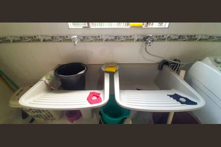 Casa à venda com 186m², 5 quartos e 1 vaga Casa à venda com 186m², 5 quartos e 1 vagaÁrea de Serviço