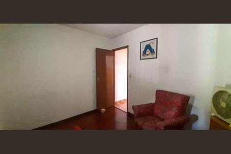 Casa à venda com 186m², 5 quartos e 1 vaga Casa à venda com 186m², 5 quartos e 1 vagaQuarto 3