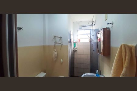 Casa à venda com 186m², 5 quartos e 1 vaga Casa à venda com 186m², 5 quartos e 1 vagaBanheiro 1