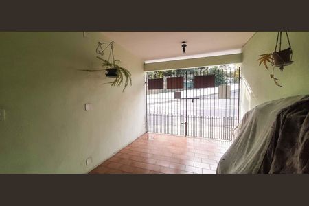 Casa à venda com 186m², 5 quartos e 1 vaga Casa à venda com 186m², 5 quartos e 1 vagaGaragem