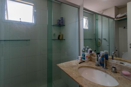 Apartamento à venda com 134m², 3 quartos e 2 vagasBanheiro Suíte 1