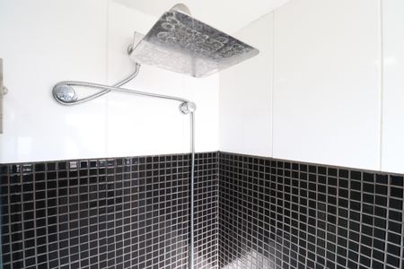 Apartamento à venda com 80m², 2 quartos e 2 vagasBanheiro da Suíte 2