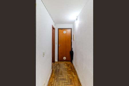 Studio para alugar com 35m², 1 quarto e sem vaga Studio para alugar com 35m², 1 quarto e sem vagaCorredor de Entrada