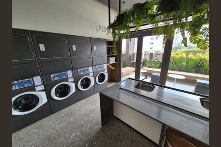 Studio à venda com 26m², 1 quarto e sem vaga Studio à venda com 26m², 1 quarto e sem vagaLavanderia