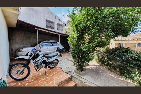 Quintal de casa à venda com 2 quartos, 185m² em Vila Pereira Barreto, São Paulo