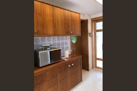 Apartamento à venda com 162m², 3 quartos e 3 vagas