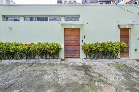 Casa à venda com 325m², 4 quartos e sem vaga