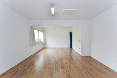 Casa à venda com 325m², 4 quartos e sem vaga