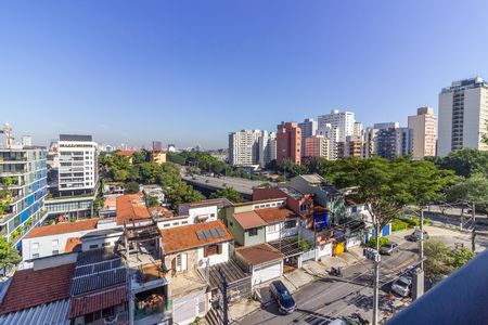 Apartamento à venda com 118m², 2 quartos e 2 vagas Apartamento à venda com 118m², 2 quartos e 2 vagasVaranda Vista
