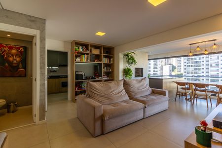 Apartamento à venda com 118m², 2 quartos e 2 vagas Apartamento à venda com 118m², 2 quartos e 2 vagasSala