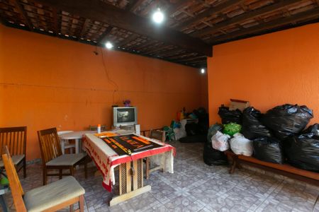 Casa à venda com 250m², 2 quartos e 2 vagas Casa à venda com 250m², 2 quartos e 2 vagasÁrea Livre