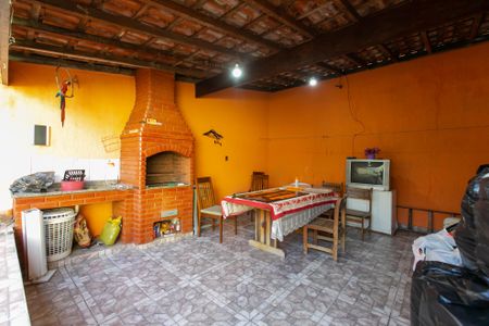 Casa à venda com 250m², 2 quartos e 2 vagas Casa à venda com 250m², 2 quartos e 2 vagasÁrea Livre