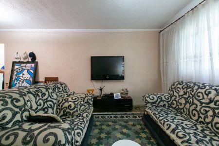 Casa à venda com 250m², 2 quartos e 2 vagas Casa à venda com 250m², 2 quartos e 2 vagasSala