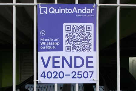 Casa à venda com 250m², 2 quartos e 2 vagas Casa à venda com 250m², 2 quartos e 2 vagasPlaca