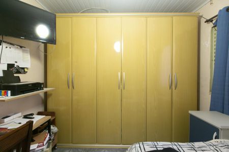 Casa à venda com 250m², 2 quartos e 2 vagas Casa à venda com 250m², 2 quartos e 2 vagasQuarto 1